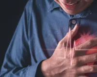 Heart Attack: हार्ट अटॅक टाळण्यासाठी दररोज किती वेळ चालायला हवं?