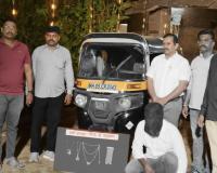 कल्याणमध्ये ‘जुडवा’ रिक्षांचा पर्दाफाश, हरवलेल्या दागिन्यांचा शोध घेताना एकाच नंबर प्लेटच्या दोन गाड्यांची पोलखोल
