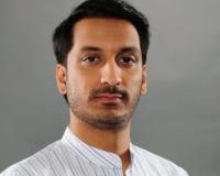 ‘अमेडिया’त 99 टक्के हिस्सा असणाऱ्या  पार्थ पवारांवर गुन्हा का नाही? सरकारी कार्यालयात जाऊन ज्यांनी सह्या केल्या त्यांच्यावरच एफआयआर