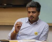 ‘गुन्हेगारांना जामीन – नेत्यांना जमीन’ अशी नवी योजना सरकारमार्फत सुरू, रोहित पवार यांची टीका