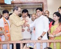 शिवसेना आजही तेवढय़ाच ताकदीने उभी आहे!