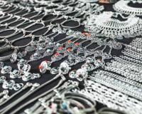 चांदी दोन दिवसांत 3500 रुपयांनी घसरली