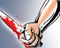 लंडनला जाणाऱ्या ट्रेनमध्ये माथेफिरुचा प्रवाशांवर चाकूहल्ला, दोन प्रवासी जखमी