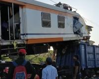 Railway Accident – लोकल ट्रेन आणि मालगाडीची समोरासमोर धडक, 6 प्रवाशांचा मृत्यू; अनेक जखमी