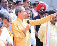 निवडणुकीआधी शेतकऱ्यांचा सात बारा करू कोरा, अरे आता कुठे पळाला मत चोरा? उद्धव ठाकरेंचा घणाघात, फडणवीस-अजितदादांचा ऑडियो ऐकवला