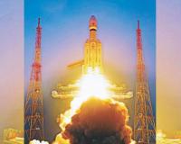 बाहुबली रॉकेटची कमाल, साडेचार हजार किलो उपग्रहाचे प्रक्षेपण