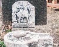 वेळापुरात सापडले छत्रपती शाहू महाराजांचे शिल्प