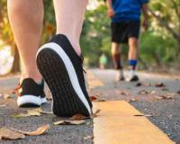 हिवाळ्यात सकाळी जाॅगिंगला किंवा वाॅकिंगला जाण्याआधी या गोष्टी लक्षात ठेवा