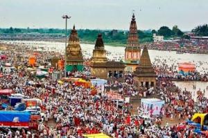 पंढरपूर शहरातील रस्ते होणार चकाचक; पाणी, ज्यूसच्या 12 लाख बाटल्यांचे वारकऱ्यांना होणार वाटप