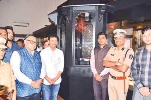 शिवशस्त्र शौर्यगाथा प्रदर्शनाला अखेर सुरुवात; कोल्हापुरात प्रशासनाच्या नियोजनशून्य कारभारावर टिकेची झोड