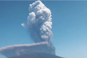 इथिओपियात ज्वालामुखीचा उद्रेक, दिल्लीत पोहोचले विषारी ढग