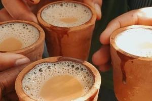 अशा प्रकारे चहा पित असाल तर सावधान, प्रसिद्ध गॅस्ट्रोएंट्रोलॉजिस्टचा सल्ला काय ?