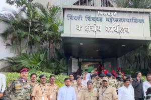 भोसरी येथील विजयदुर्ग 'क' क्षेत्रीय कार्यालयात ८० वा स्वातंत्र्यदिन उत्साहात साजरा